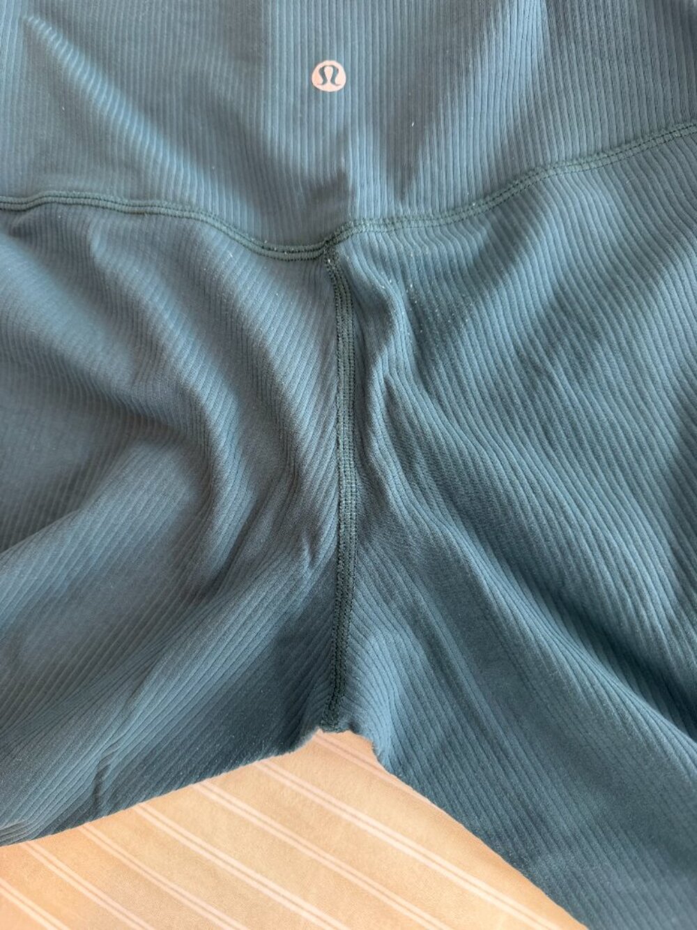 Sea green Align Lululemon leggings - Picture 2 of 3